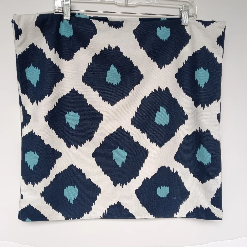 Pottery Barn Pillows Abstract  Ikat Diamond Blue /White/Turquoise *PAIR*